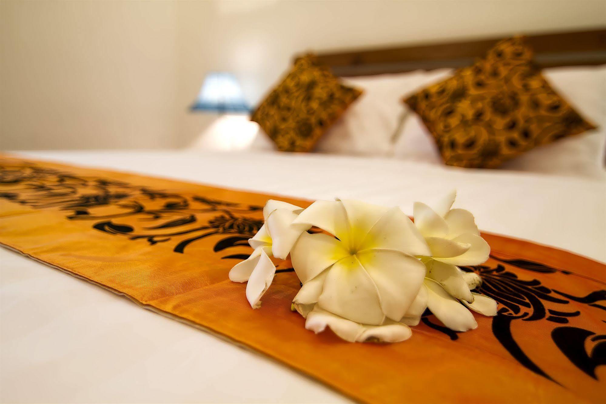 The Blue Corner Boutique Hotel Phnom Penh Ngoại thất bức ảnh
