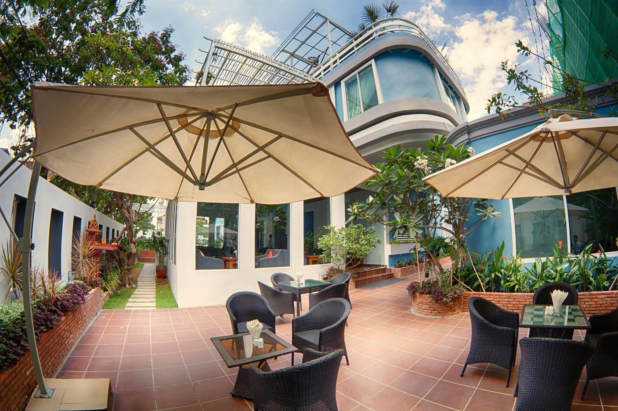 The Blue Corner Boutique Hotel Phnom Penh Ngoại thất bức ảnh